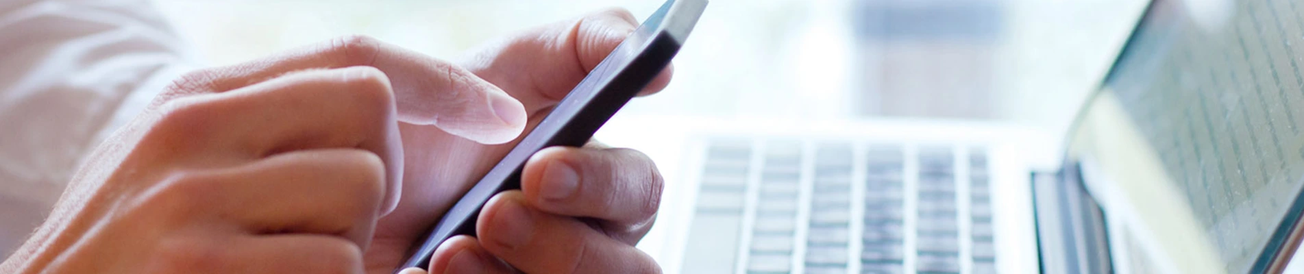 Skontaktuj się z nami